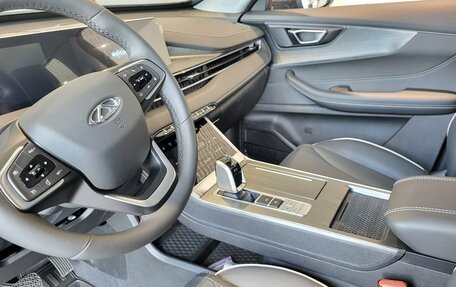 Chery Tiggo 4 I рестайлинг, 2025 год, 2 350 000 рублей, 9 фотография