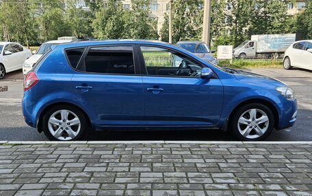 KIA cee'd I рестайлинг, 2010 год, 619 000 рублей, 3 фотография