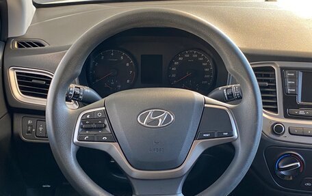 Hyundai Solaris II рестайлинг, 2021 год, 1 547 000 рублей, 17 фотография