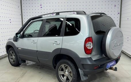 Chevrolet Niva I рестайлинг, 2017 год, 820 000 рублей, 17 фотография