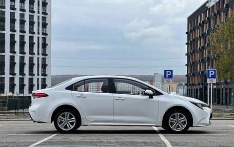 Toyota Corolla, 2022 год, 1 780 000 рублей, 4 фотография