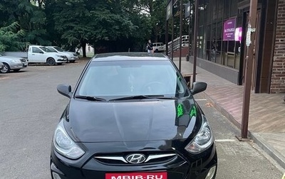 Hyundai Solaris II рестайлинг, 2013 год, 630 000 рублей, 1 фотография