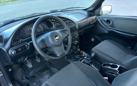 Chevrolet Niva I рестайлинг, 2011 год, 420 000 рублей, 15 фотография