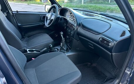 Chevrolet Niva I рестайлинг, 2011 год, 420 000 рублей, 16 фотография