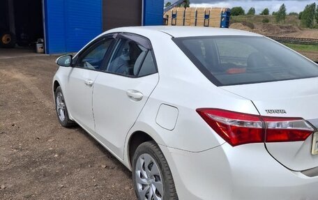 Toyota Corolla, 2015 год, 1 450 000 рублей, 6 фотография