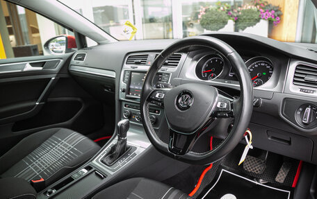 Volkswagen Golf VII, 2015 год, 1 098 000 рублей, 11 фотография