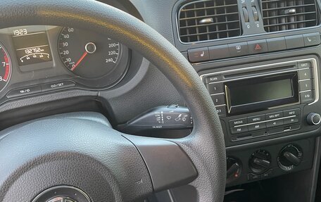 Volkswagen Polo VI (EU Market), 2015 год, 1 070 000 рублей, 7 фотография