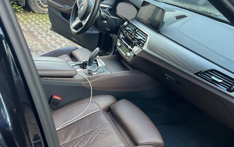 BMW 5 серия, 2019 год, 4 200 000 рублей, 13 фотография