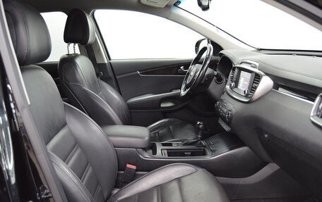 KIA Sorento III Prime рестайлинг, 2017 год, 2 200 000 рублей, 27 фотография