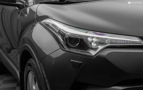 Toyota C-HR I рестайлинг, 2018 год, 1 990 000 рублей, 25 фотография