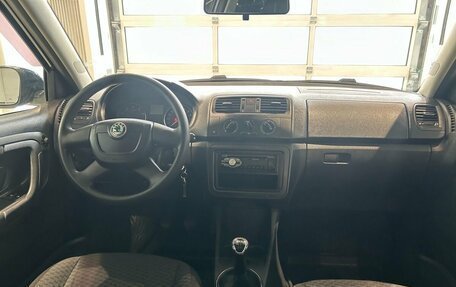 Skoda Fabia II, 2012 год, 499 000 рублей, 14 фотография
