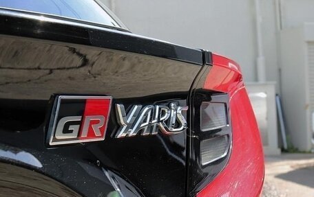 Toyota Yaris, 2021 год, 2 000 000 рублей, 12 фотография