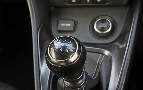 Toyota Yaris, 2021 год, 2 000 000 рублей, 28 фотография