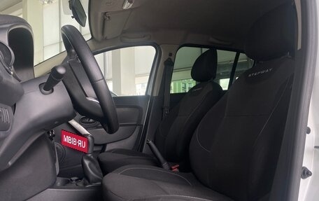 Renault Sandero II рестайлинг, 2019 год, 1 099 000 рублей, 17 фотография
