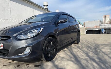 Hyundai Solaris II рестайлинг, 2012 год, 870 000 рублей, 6 фотография