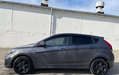 Hyundai Solaris II рестайлинг, 2012 год, 870 000 рублей, 9 фотография