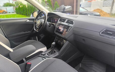Volkswagen Tiguan II, 2020 год, 3 950 000 рублей, 11 фотография