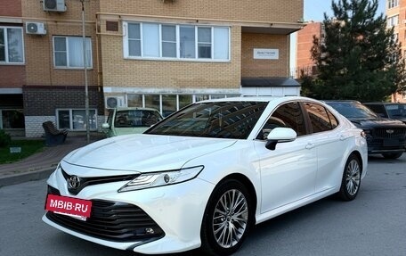 Toyota Camry, 2019 год, 2 690 000 рублей, 3 фотография