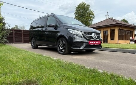 Mercedes-Benz V-Класс, 2019 год, 7 000 000 рублей, 3 фотография