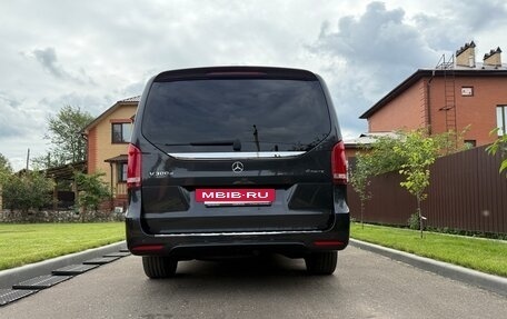 Mercedes-Benz V-Класс, 2019 год, 7 000 000 рублей, 4 фотография