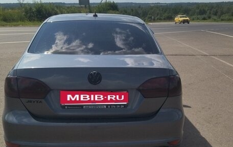 Volkswagen Jetta VI, 2012 год, 900 000 рублей, 8 фотография