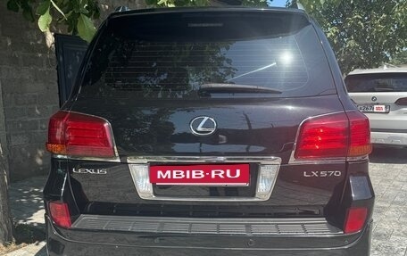 Lexus LX III, 2011 год, 3 500 000 рублей, 2 фотография