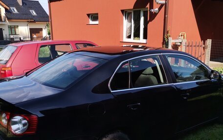 Volkswagen Jetta VI, 2008 год, 700 000 рублей, 4 фотография