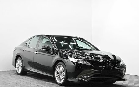 Toyota Camry, 2018 год, 2 495 000 рублей, 2 фотография