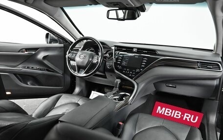 Toyota Camry, 2018 год, 2 495 000 рублей, 14 фотография
