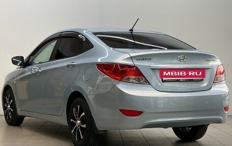 Hyundai Solaris II рестайлинг, 2013 год, 875 000 рублей, 7 фотография