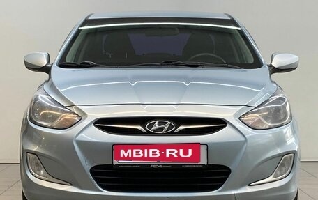 Hyundai Solaris II рестайлинг, 2013 год, 875 000 рублей, 2 фотография