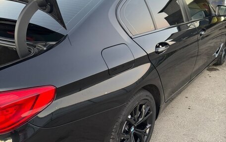 BMW 5 серия, 2018 год, 3 000 000 рублей, 4 фотография