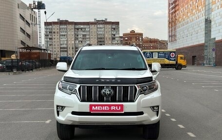 Toyota Land Cruiser Prado 150 рестайлинг 2, 2017 год, 3 800 000 рублей, 2 фотография