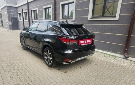 Lexus RX IV рестайлинг, 2021 год, 5 800 000 рублей, 3 фотография