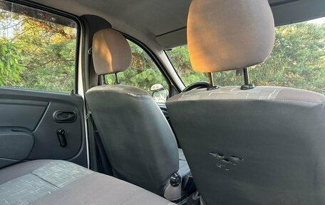 Renault Logan I, 2013 год, 370 000 рублей, 17 фотография