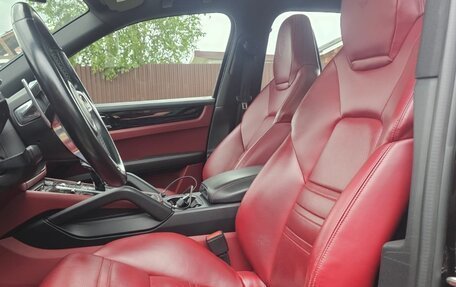 Porsche Cayenne III, 2018 год, 5 200 000 рублей, 10 фотография