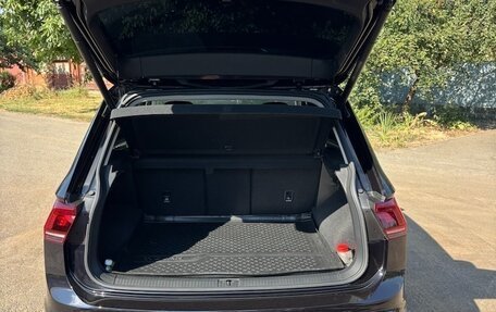 Volkswagen Tiguan II, 2019 год, 3 450 000 рублей, 4 фотография