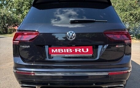 Volkswagen Tiguan II, 2019 год, 3 450 000 рублей, 2 фотография
