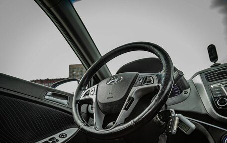 Hyundai Solaris II рестайлинг, 2014 год, 730 000 рублей, 18 фотография