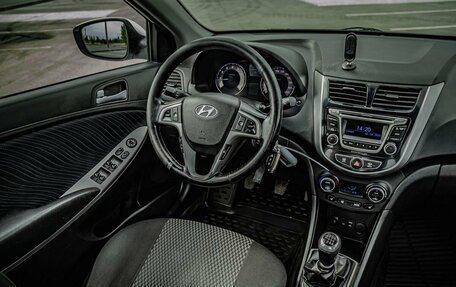 Hyundai Solaris II рестайлинг, 2014 год, 730 000 рублей, 19 фотография