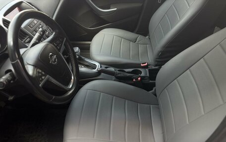 Opel Astra J, 2012 год, 1 050 000 рублей, 14 фотография