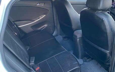 Hyundai Solaris II рестайлинг, 2012 год, 595 000 рублей, 16 фотография