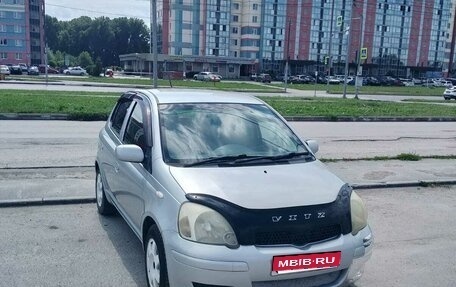 Toyota Vitz, 2003 год, 370 000 рублей, 1 фотография