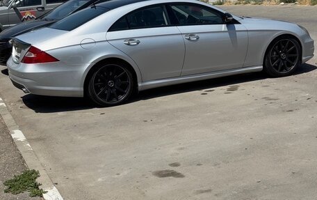 Mercedes-Benz CLS, 2005 год, 1 100 000 рублей, 5 фотография