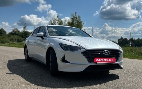 Hyundai Sonata VIII, 2020 год, 2 200 000 рублей, 2 фотография
