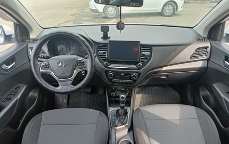 Hyundai Solaris II рестайлинг, 2021 год, 1 550 000 рублей, 6 фотография