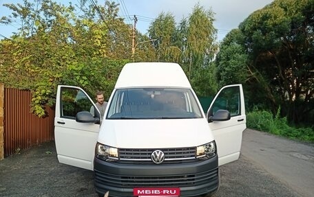 Volkswagen Transporter T6 рестайлинг, 2018 год, 2 850 000 рублей, 13 фотография