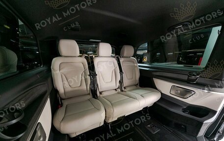 Mercedes-Benz V-Класс, 2024 год, 15 150 000 рублей, 21 фотография