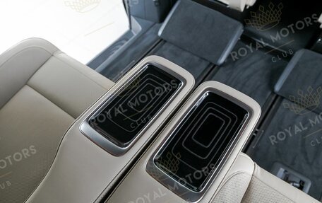 Mercedes-Benz V-Класс, 2024 год, 15 150 000 рублей, 18 фотография