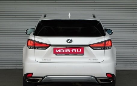 Lexus RX IV рестайлинг, 2020 год, 4 850 000 рублей, 6 фотография